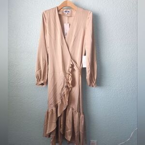 AMYLYNN wrap ruffled midi dress minimalist quiteluxe color cream small size